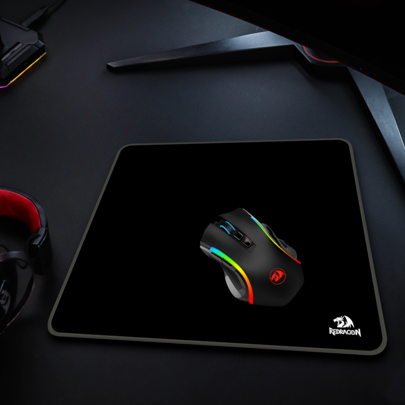 Redragon Flick L (45x40x4cm) Mouse Pad Redragon Flick L (45x40x4cm) Mouse Pad